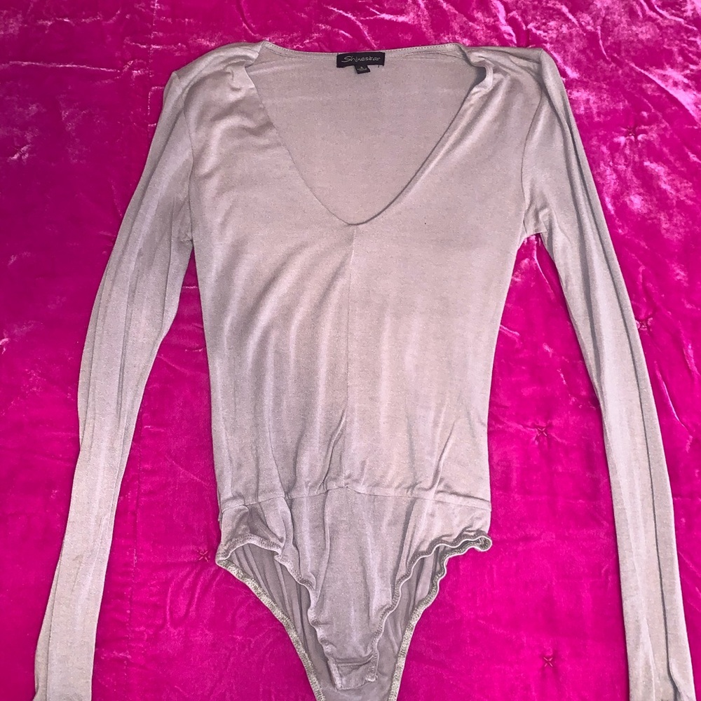 Low cut vneck body suit